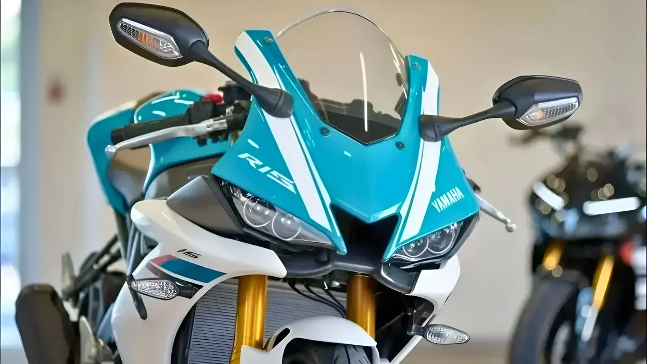 Yamaha R15 V5 Launch